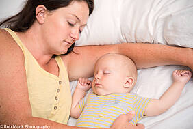 © Rob Mank Photography / © Baby Sleep Info Source. A project of the Durham Infancy & Sleep Centre 